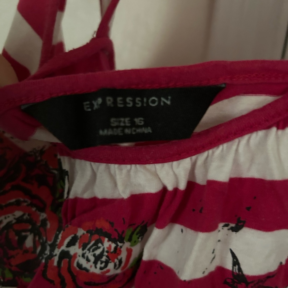 Expression Tank Top - Picture 3 of 3